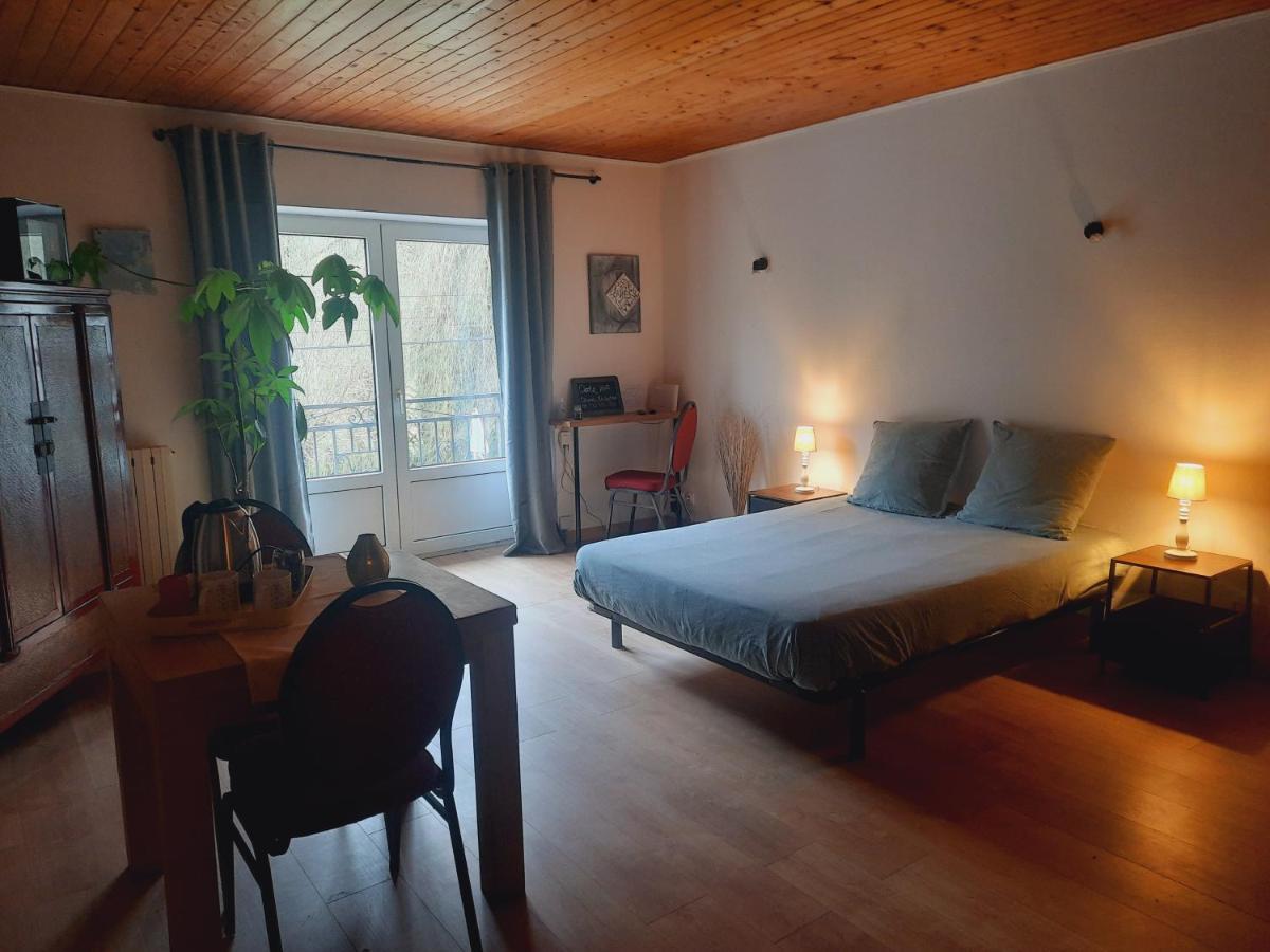 Chambre D'Hote De La Source Bleue Cusance Екстериор снимка