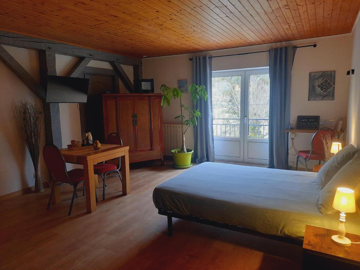 Chambre D'Hote De La Source Bleue Cusance Екстериор снимка